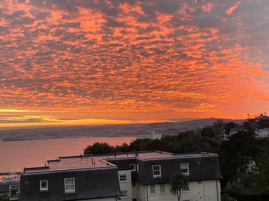 Number 7 Torquay Stunning Sea Views Apartment Luaran gambar