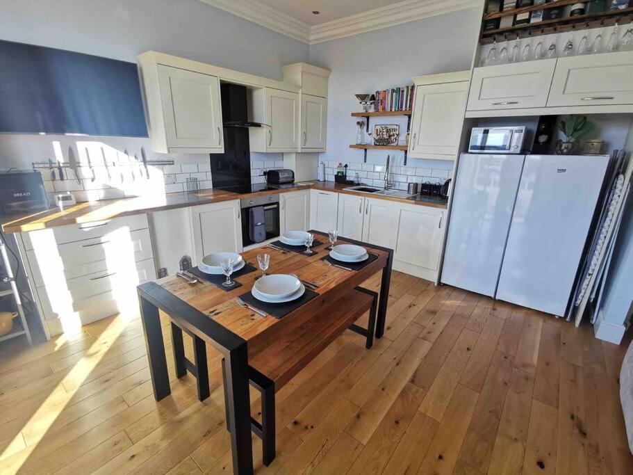Number 7 Torquay Stunning Sea Views Apartment Luaran gambar