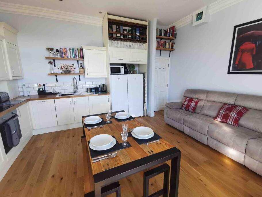 Number 7 Torquay Stunning Sea Views Apartment Luaran gambar