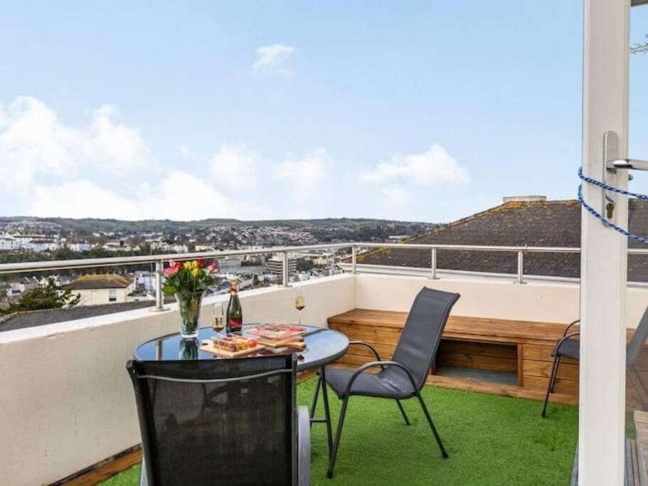 Number 7 Torquay Stunning Sea Views Apartment Luaran gambar